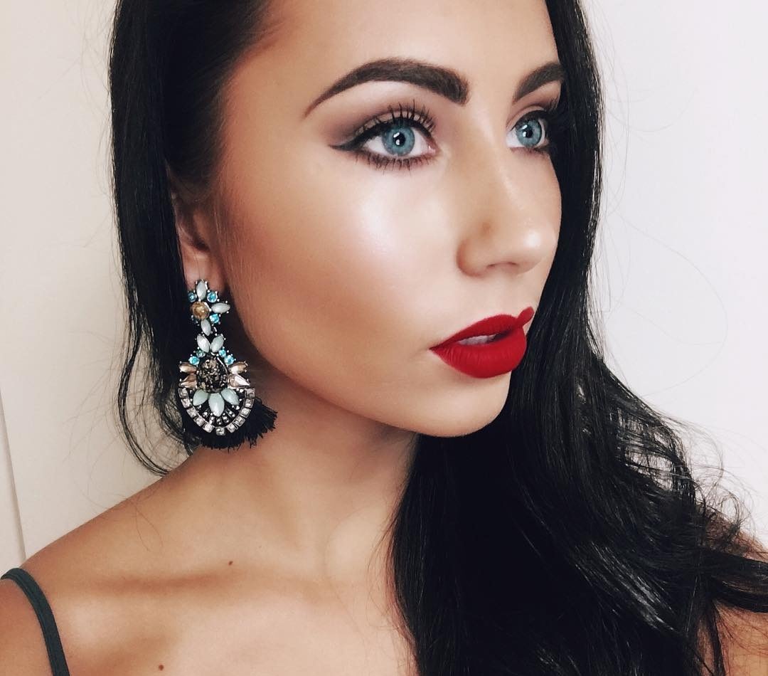 Александра привлекательная девушка из Петровск-забайкальский цена от 3000 руб