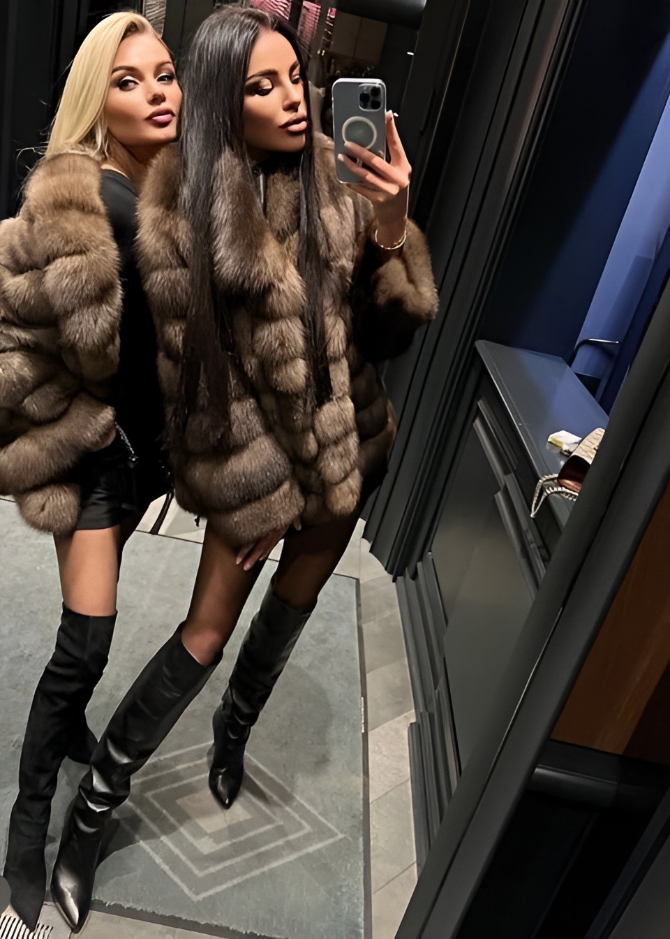 Индивидуалка МАЛЛИНА VIP, доступна для личного знакомства от 18000 руб